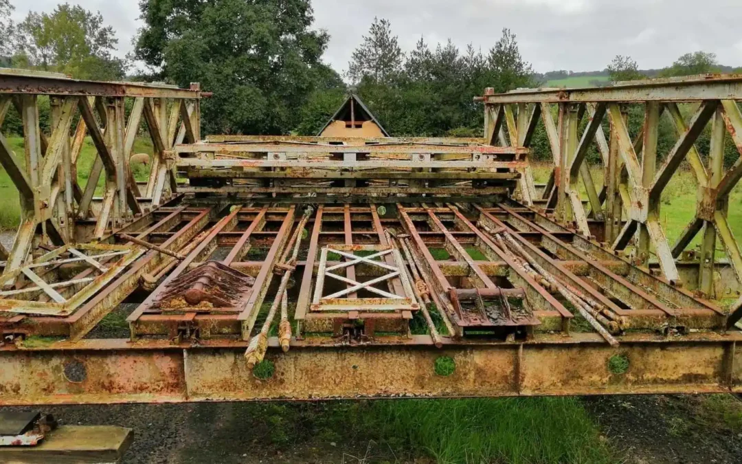 Un véritable pont Bailey installé au Normandy Victory Museum