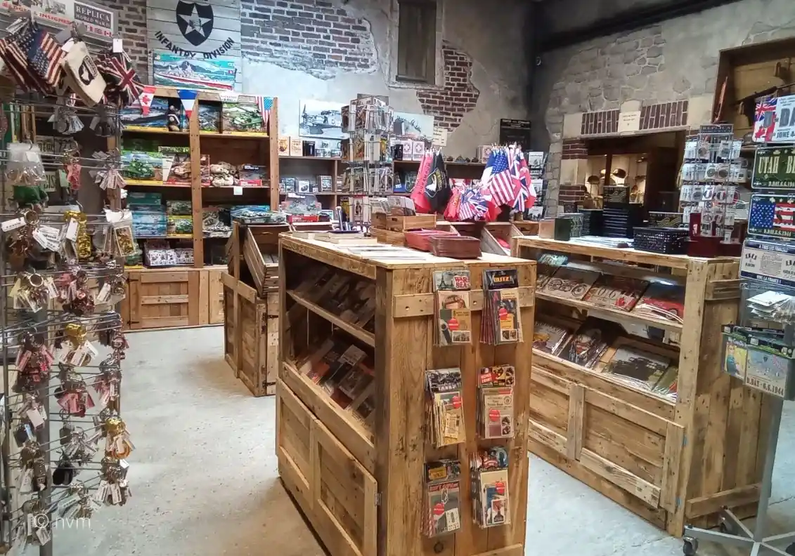 La boutique souvenir du Normandy Victory Museum