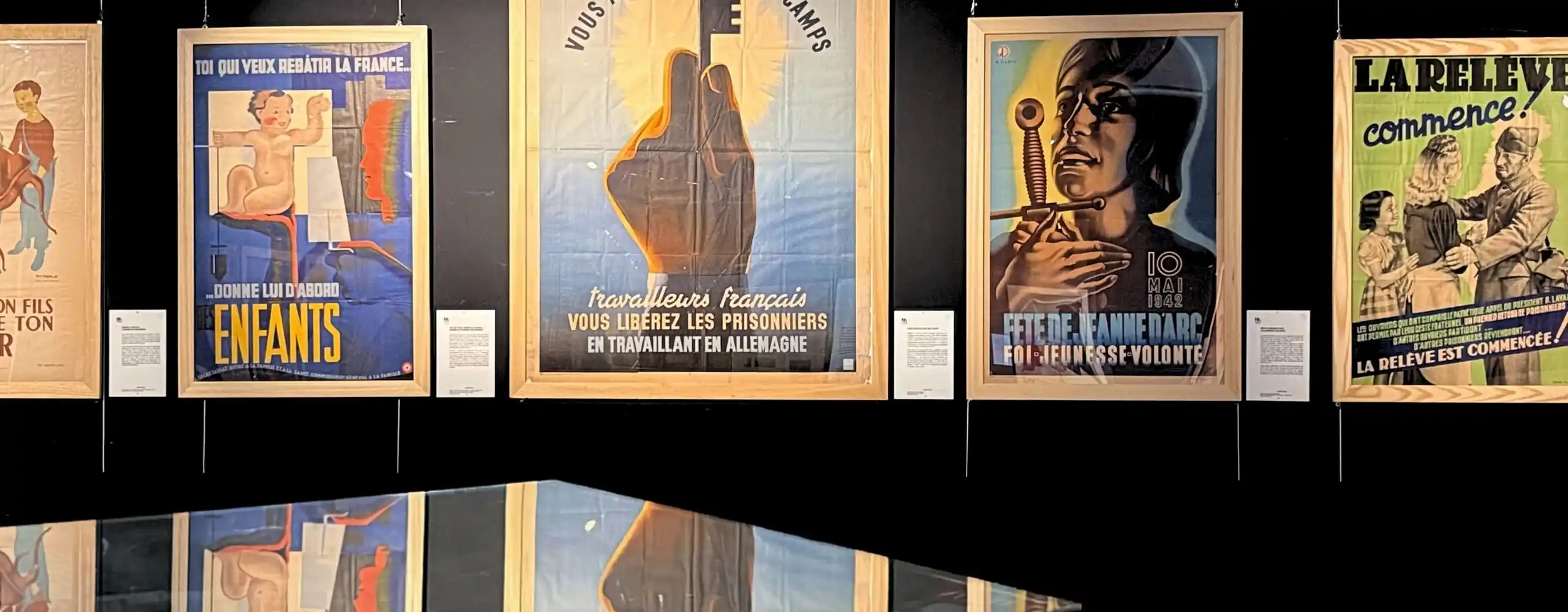 Evénement au Normandy Victory Museum la guerre s'affiche Evénement au Normandy Victory Museum la guerre s'affiche