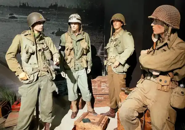Scène du débarquement sur Omaha Beach le 6 juin 44 Scène du débarquement sur Omaha Beach le 6 juin 44